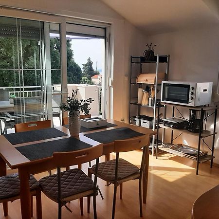 Apartments Luna Свети свети Филип и Яков Екстериор снимка