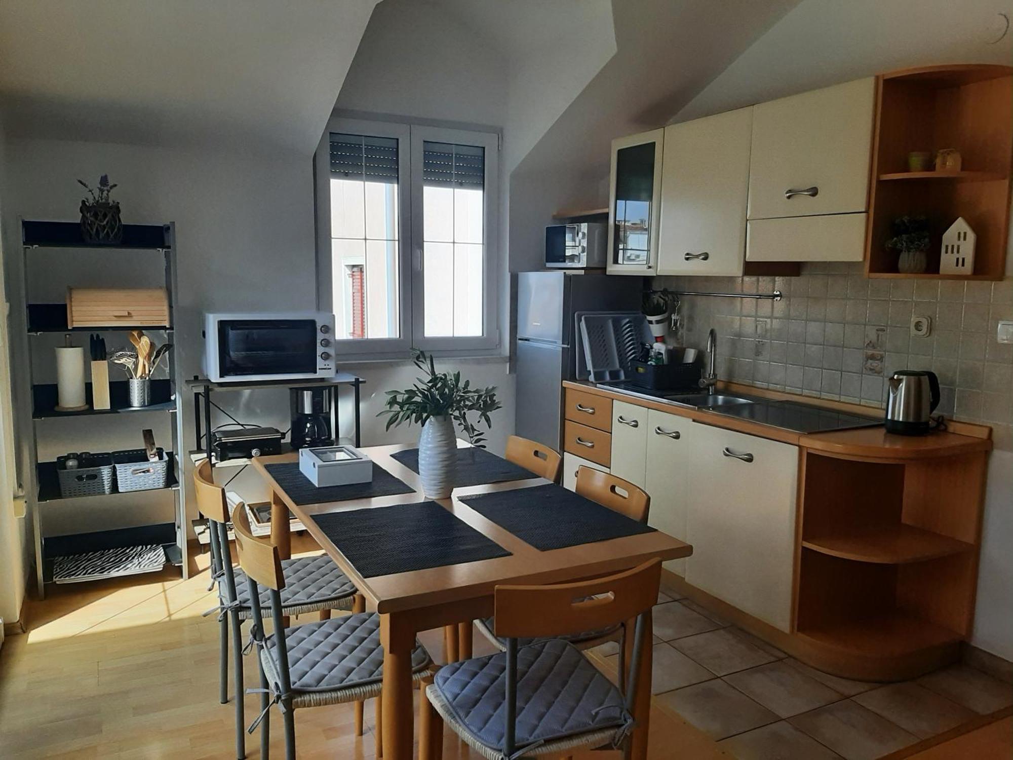 Apartments Luna Свети свети Филип и Яков Екстериор снимка
